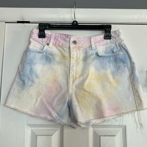 Pastel tie dye high waist denim cut off shorts from Francesca’s. Women’s size 28